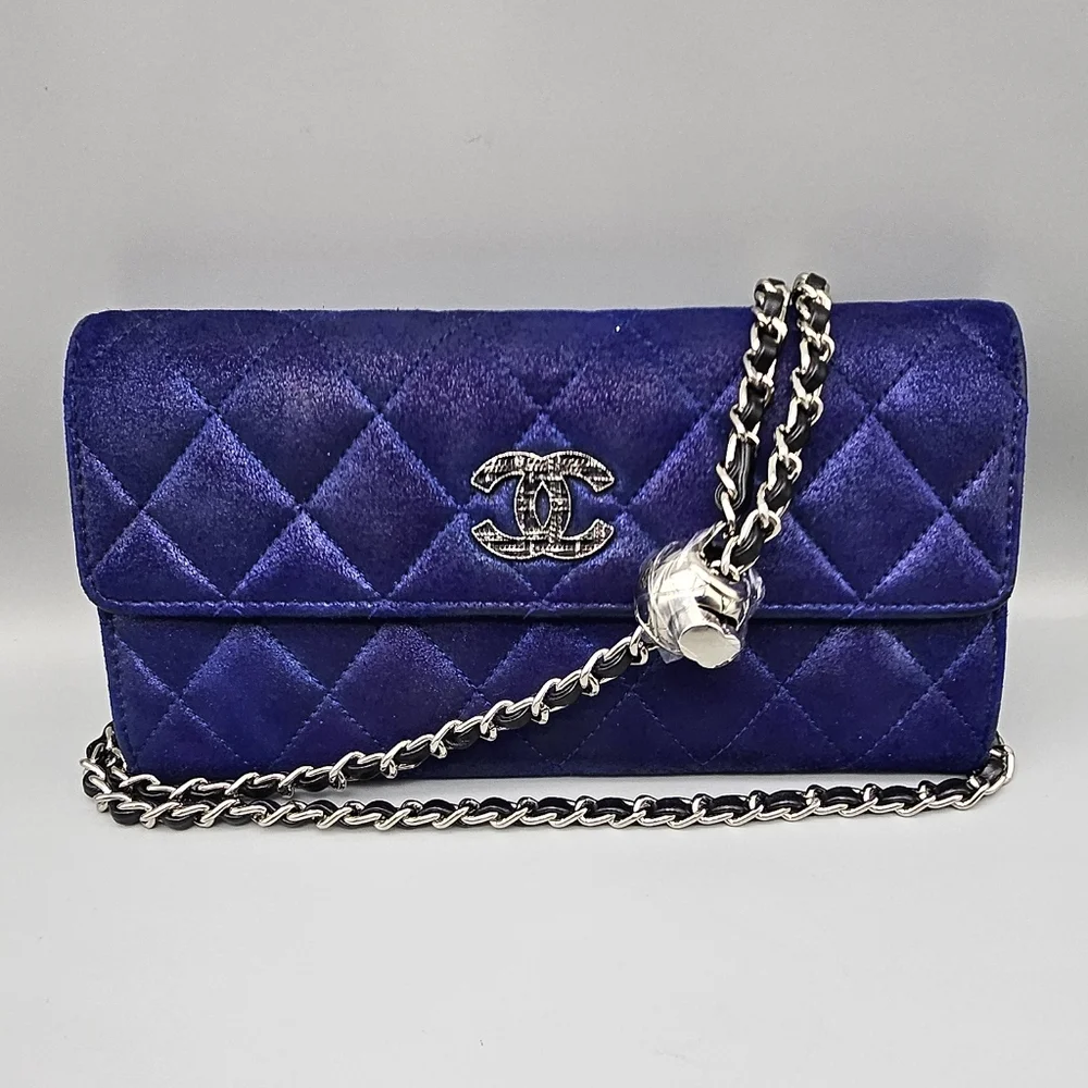 Chanel Quilted Iridescent Blue Wallet on Chain (WOC) Ruthenium HW - Picture 1 of 17